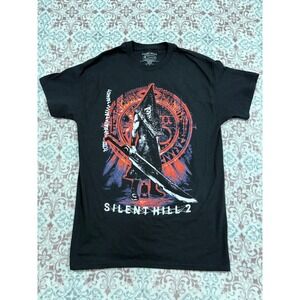 Silent Hill 2 Pyramid Head Graphic T-Shirt Mens Medium Black Red Geeknet Horror